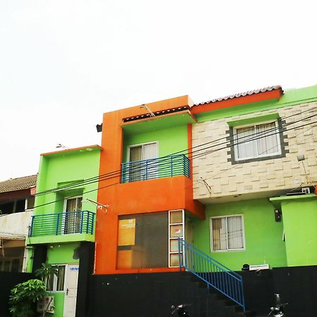 Wisma Nely Murni Jacarta Exterior foto